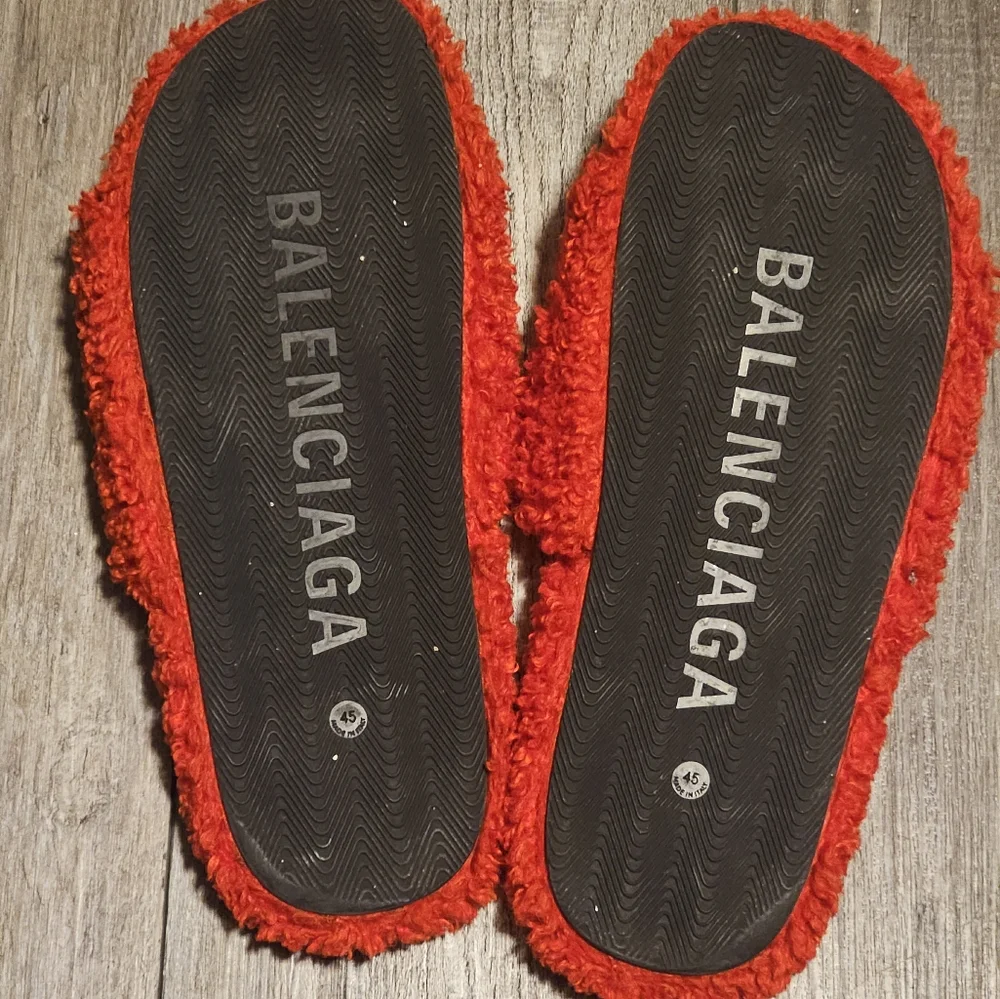 Balenciaga Red Slides - Picture 9 of 11
